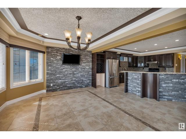 7203 164 Av Nw, House detached with 6 bedrooms, 5 bathrooms and 4 parking in Edmonton AB | Image 30
