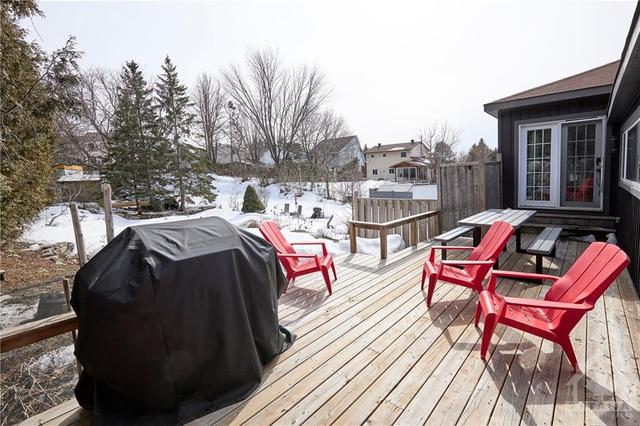 6938 Notre Dame Street, House detached with 4 bedrooms, 3 bathrooms and 6 parking in Ottawa ON | Image 23