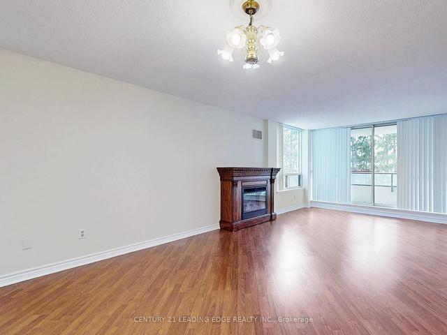 319 - 8501 Bayview Ave, Condo with 2 bedrooms, 1 bathrooms and 1 parking in Richmond Hill ON | Image 31