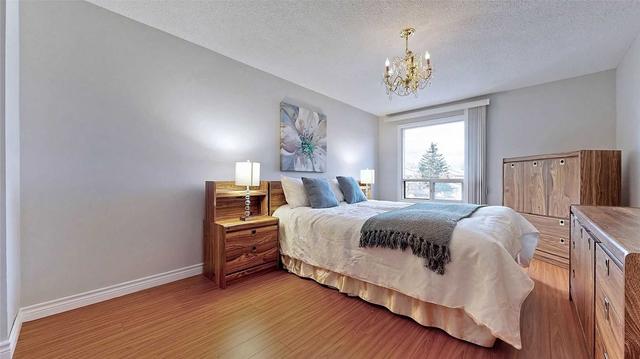 9 Steeves Crt, House detached with 3 bedrooms, 2 bathrooms and 3 parking in Vaughan ON | Image 14