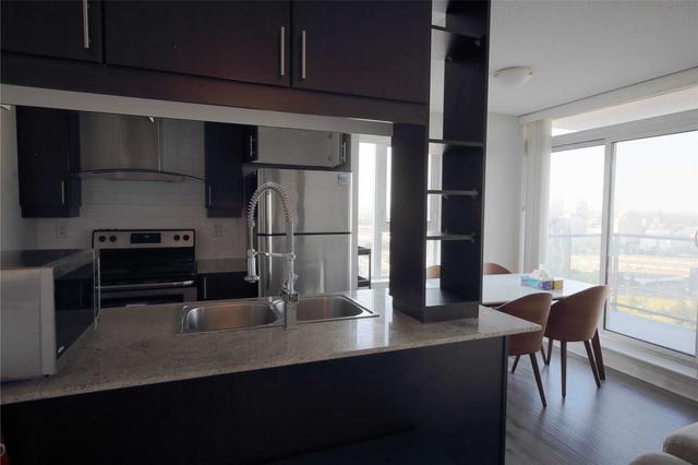 3102 - 25 Town Centre Crt, Condo with 2 bedrooms, 2 bathrooms and 1 parking in Toronto ON | Image 7
