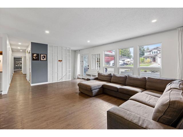 33978 Fern Street, House detached with 4 bedrooms, 3 bathrooms and 6 parking in Abbotsford BC | Image 5