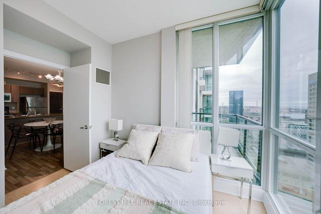 2607 - 12 Yonge St, Condo with 2 bedrooms, 2 bathrooms and 1 parking in Toronto ON | Image 8