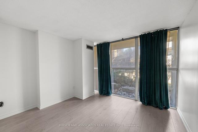 115 - 4185 Shipp Dr, Condo with 2 bedrooms, 2 bathrooms and 1 parking in Mississauga ON | Image 5