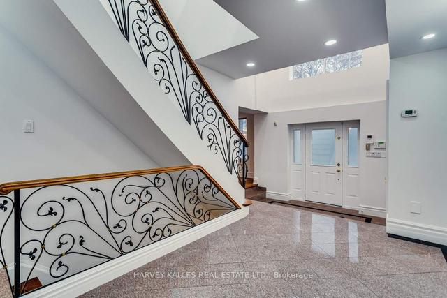 661 Briar Hill Ave, House detached with 4 bedrooms, 5 bathrooms and 6 parking in Toronto ON | Image 36