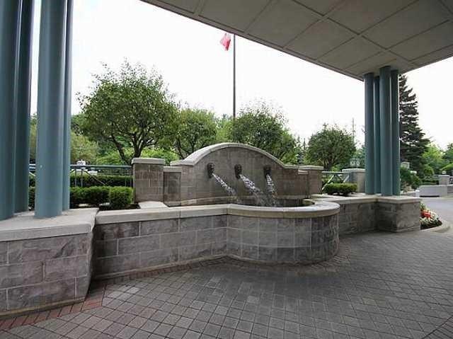 100 - 1 Aberfoyle Cres, Condo with 3 bedrooms, 3 bathrooms and 1 parking in Toronto ON | Image 10