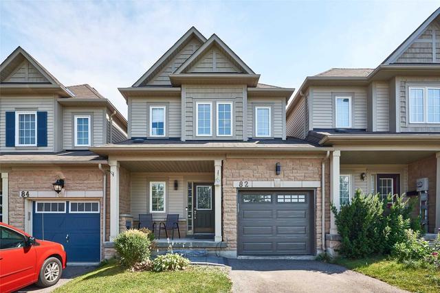 82 Bagnell Cres, House detached with 3 bedrooms, 4 bathrooms and 3 parking in Clarington ON | Image 1