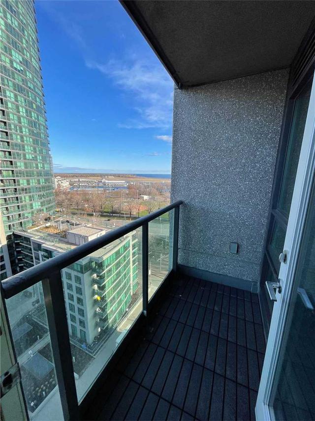 1404 - 219 Fort York Blvd, Condo with 1 bedrooms, 1 bathrooms and 1 parking in Toronto ON | Image 11