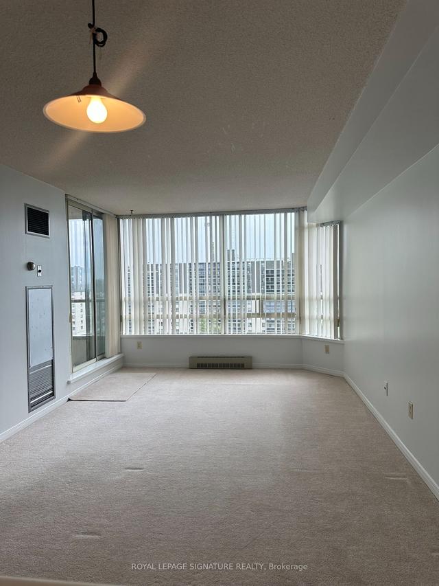 1103 - 75 King St E, Condo with 2 bedrooms, 2 bathrooms and 1 parking in Mississauga ON | Image 11