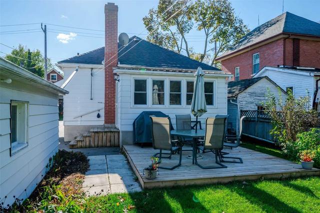 324 Mcgill St, House detached with 2 bedrooms, 2 bathrooms and 4 parking in Peterborough ON | Image 35