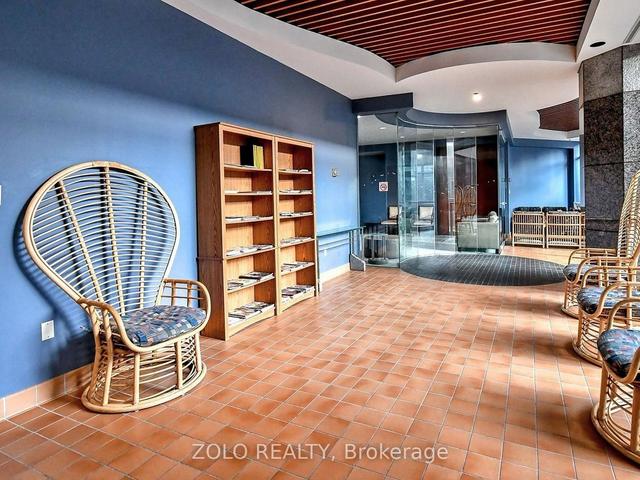 1010 - 38 Elm St, Condo with 1 bedrooms, 1 bathrooms and 0 parking in Toronto ON | Image 20
