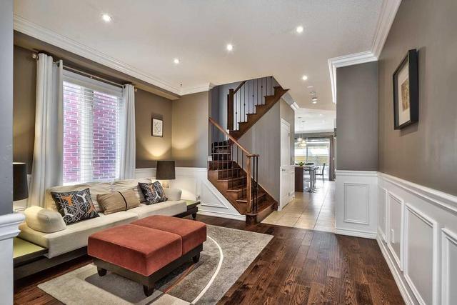 155 Rowe Terr, House detached with 4 bedrooms, 4 bathrooms and 4 parking in Milton ON | Image 4