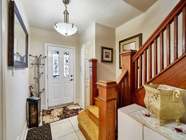 1925 Dufferin St, House detached with 3 bedrooms, 3 bathrooms and 4 parking in Toronto ON | Image 10