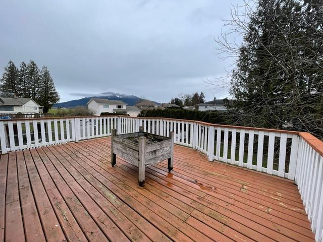 46633 Montana Drive, House detached with 7 bedrooms, 4 bathrooms and null parking in Chilliwack BC | Image 21