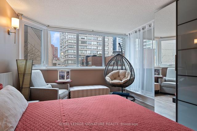 208 - 65 Spring Garden Ave, Condo with 2 bedrooms, 2 bathrooms and 1 parking in Toronto ON | Image 10