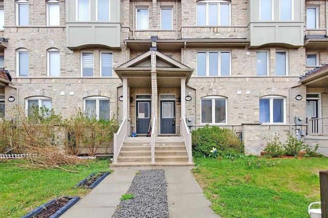 26 Kawneer Terr, House attached with 4 bedrooms, 3 bathrooms and 2 parking in Toronto ON | Image 2