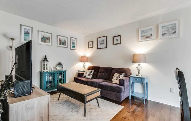 45 Ayers Cres, House attached with 2 bedrooms, 2 bathrooms and 2 parking in Toronto ON | Image 27