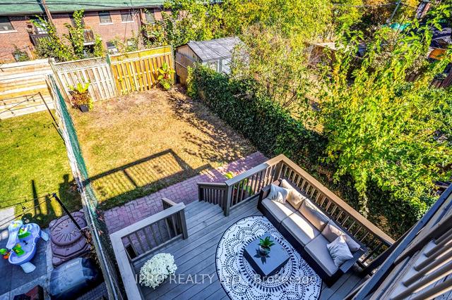 112 Withrow Ave, House semidetached with 3 bedrooms, 4 bathrooms and 1 parking in Toronto ON | Image 20