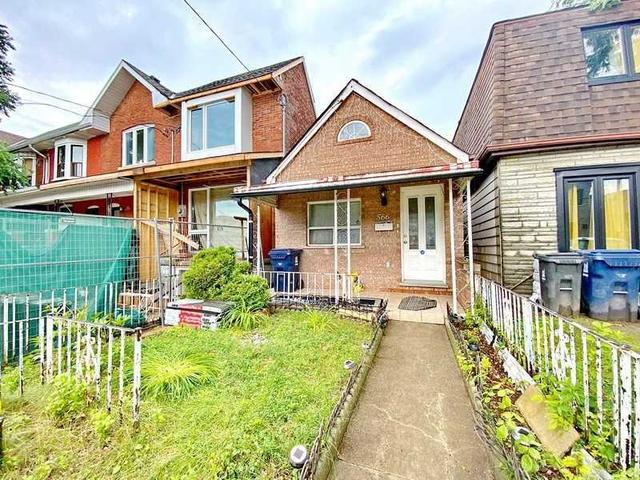 566 Delaware Ave N, House detached with 3 bedrooms, 2 bathrooms and 2.5 parking in Toronto ON | Image 1