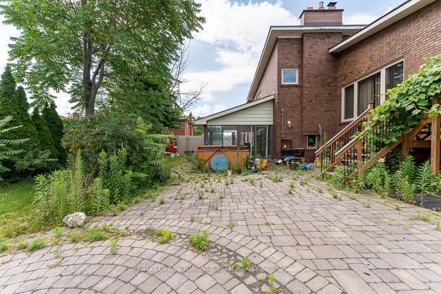35 Brumwell St, House detached with 4 bedrooms, 4 bathrooms and 7 parking in Toronto ON | Image 32