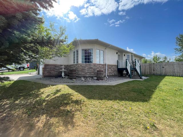 157 Huisman Crescent, House detached with 5 bedrooms, 3 bathrooms and 5 parking in Hinton AB | Image 2