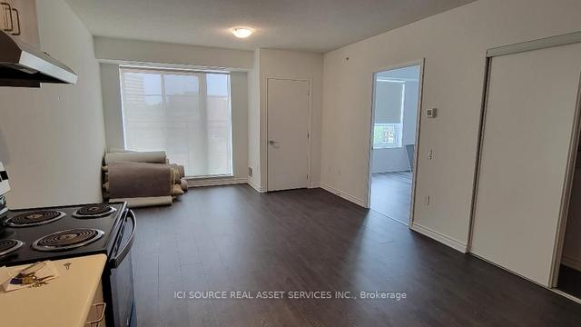 221 - 1 Falaise Rd, Condo with 1 bedrooms, 2 bathrooms and 1 parking in Toronto ON | Image 14
