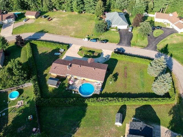 690 Pineridge Crescent, House detached with 4 bedrooms, 3 bathrooms and 10 parking in Petawawa ON | Image 7