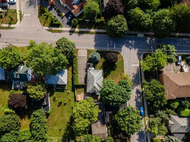 164 Lucas St, House detached with 2 bedrooms, 2 bathrooms and 6 parking in Richmond Hill ON | Image 8