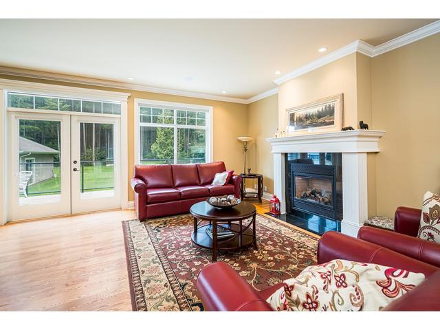 20217 25 Avenue, House detached with 3 bedrooms, 3 bathrooms and 9 parking in Langley BC | Image 14