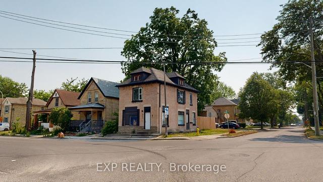 553 Quebec St, House detached with 4 bedrooms, 2 bathrooms and 4 parking in London ON | Image 12