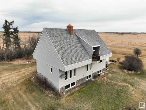 48451 Rr223, House detached with 3 bedrooms, 2 bathrooms and null parking in Camrose County AB | Card Image