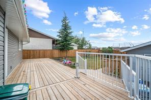 141 Beaumont Crescent, House detached with 5 bedrooms, 2 bathrooms and 5 parking in Wood Buffalo AB | Image 23