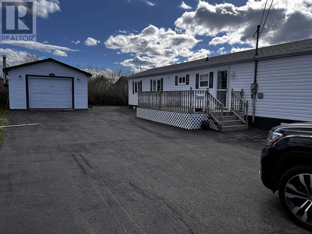 3640 Emerald Street, House detached with 2 bedrooms, 1 bathrooms and null parking in Cape Breton NS | Image 16
