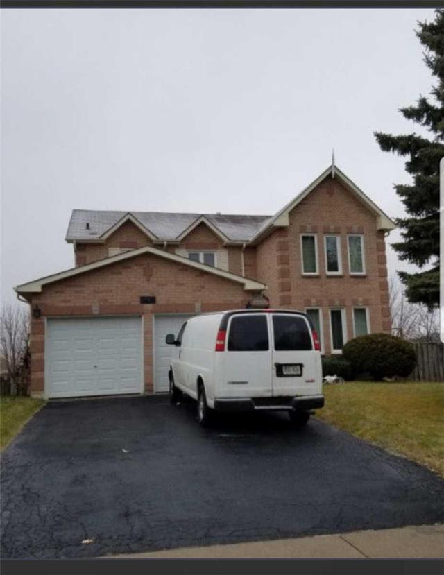 560 Old Harwood Ave, House detached with 4 bedrooms, 3 bathrooms and 4 parking in Ajax ON | Image 1