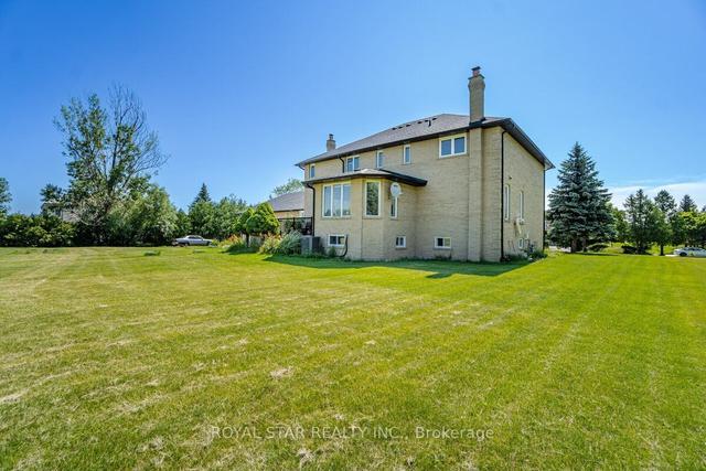 5 Estateview Circ, House detached with 4 bedrooms, 4 bathrooms and 28 parking in Brampton ON | Image 35