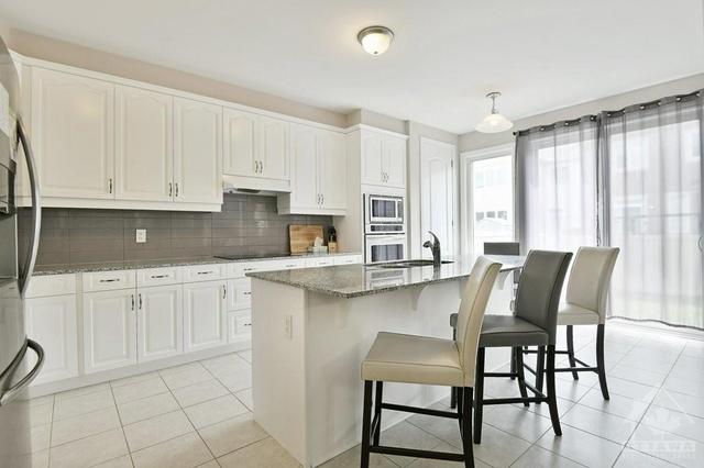 80 Escallonia Court, House detached with 4 bedrooms, 4 bathrooms and 4 parking in Ottawa ON | Image 9