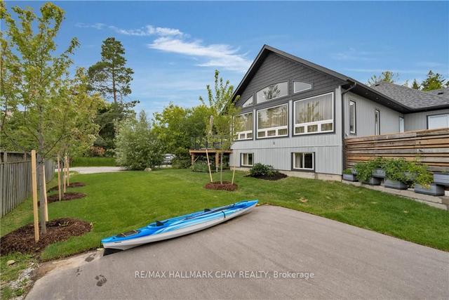 225 Lakeshore Rd W, House detached with 3 bedrooms, 3 bathrooms and 14 parking in Oro Medonte ON | Image 20