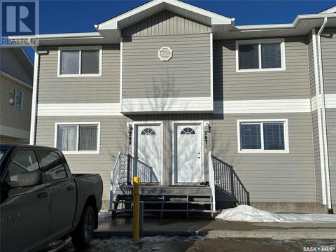 307 - 851 Chester Road, House attached with 2 bedrooms, 2 bathrooms and null parking in Moose Jaw SK | Card Image