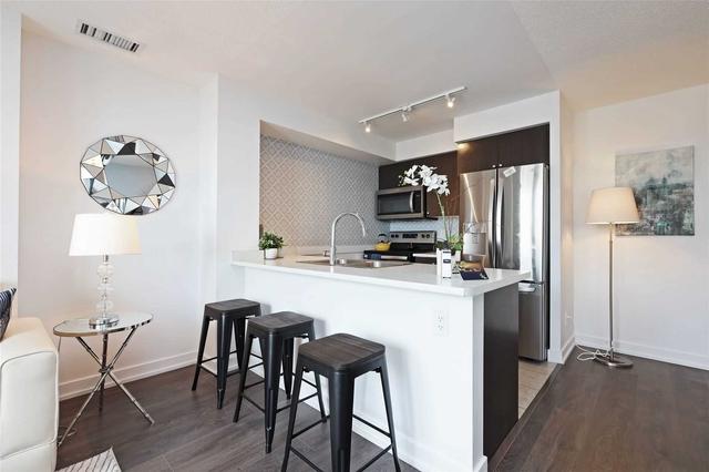 808 - 8 Trent Ave, Condo with 2 bedrooms, 2 bathrooms and 1 parking in Toronto ON | Image 27