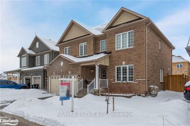 215 Breton St, House detached with 4 bedrooms, 4 bathrooms and 4 parking in Clearview ON | Image 33