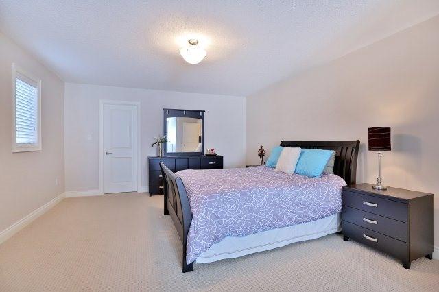 3207 Stocksbridge Ave, House detached with 3 bedrooms, 3 bathrooms and 2 parking in Oakville ON | Image 14