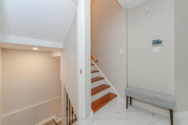 4338 Bacchus Cres, House detached with 4 bedrooms, 3 bathrooms and 3.5 parking in Mississauga ON | Image 27