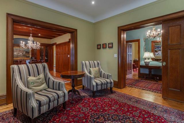 14 Homewood Avenue, House detached with 6 bedrooms, 3 bathrooms and 4 parking in Hamilton ON | Image 7