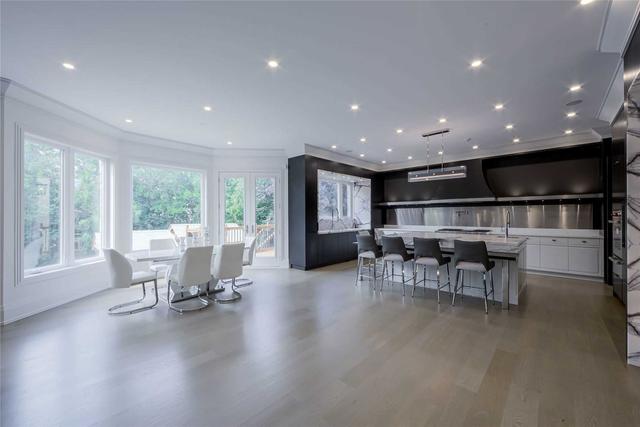 84 Aldershot Cres, House detached with 5 bedrooms, 8 bathrooms and 6 parking in Toronto ON | Image 7