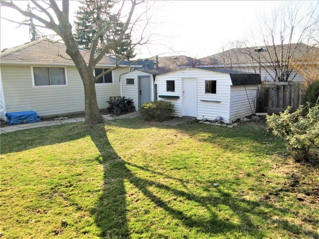785 Grandview Dr, House detached with 3 bedrooms, 2 bathrooms and 5 parking in Oshawa ON | Image 7