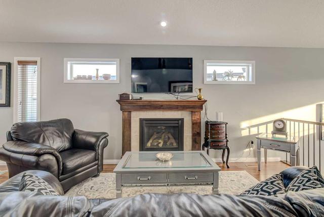 512 Margaret Sutherland Crescent N, House detached with 3 bedrooms, 3 bathrooms and 4 parking in Lethbridge AB | Image 10