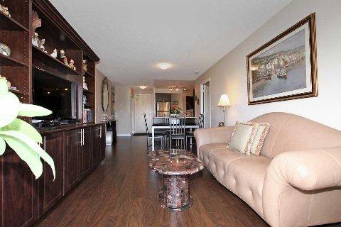 802 - 18 Harding Blvd, Condo with 2 bedrooms, 2 bathrooms and 1 parking in Richmond Hill ON | Image 8