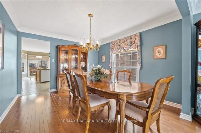 24 Farris Ave, House detached with 3 bedrooms, 2 bathrooms and 4 parking in St. Catharines ON | Image 37