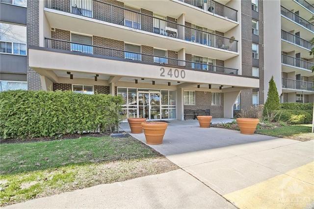 1008 - 2400 Virginia Drive, Condo with 2 bedrooms, 2 bathrooms and 1 parking in Ottawa ON | Image 2