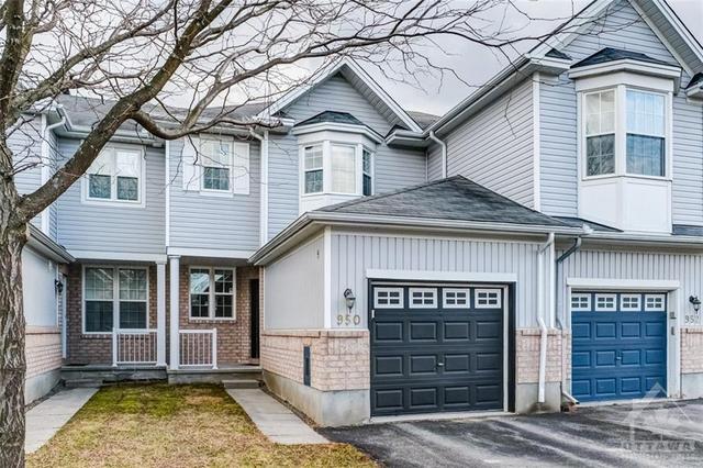 950 Klondike Road, Townhouse with 3 bedrooms, 3 bathrooms and 3 parking in Ottawa ON | Image 2